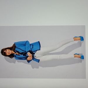 NWOT CAbi White Slimmie Jeans size 6 (3 pairs Available)